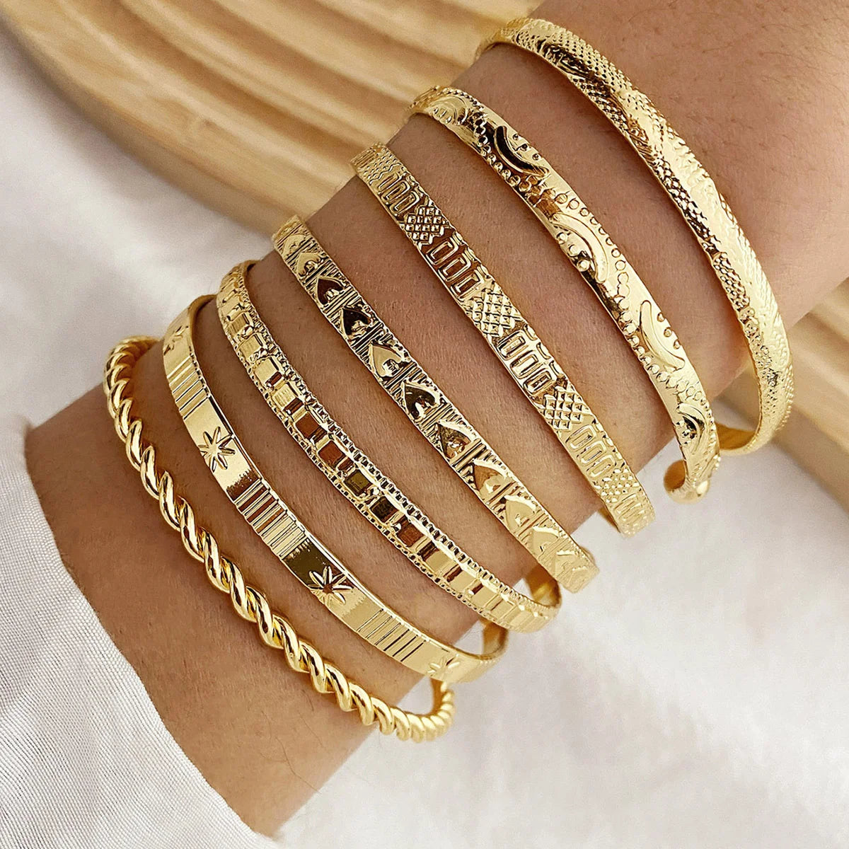 Punk Gold Bracelet Set - 7 Piece Stackable Bangles with Hearts