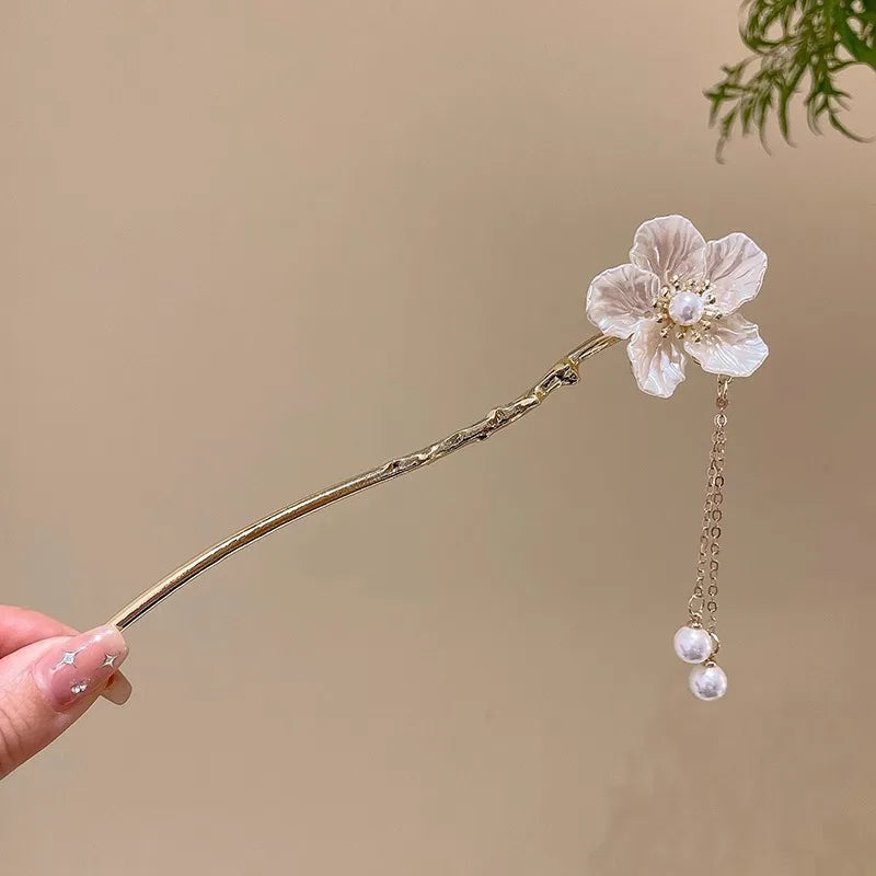 Chinese Flower Hair Clip - Elegant Enameled Tassel Hairpin