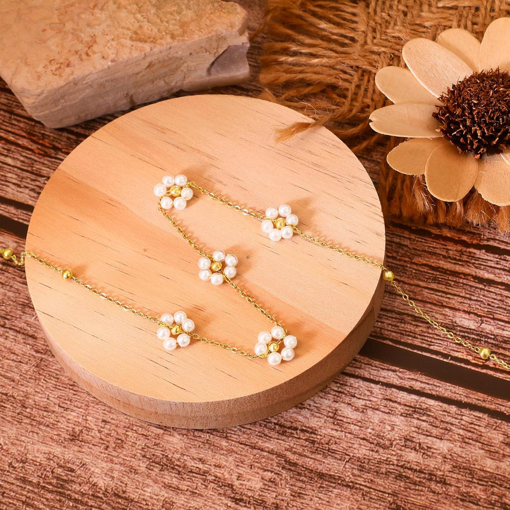 Daisy Pearl Everyday Comfort Choker Necklace